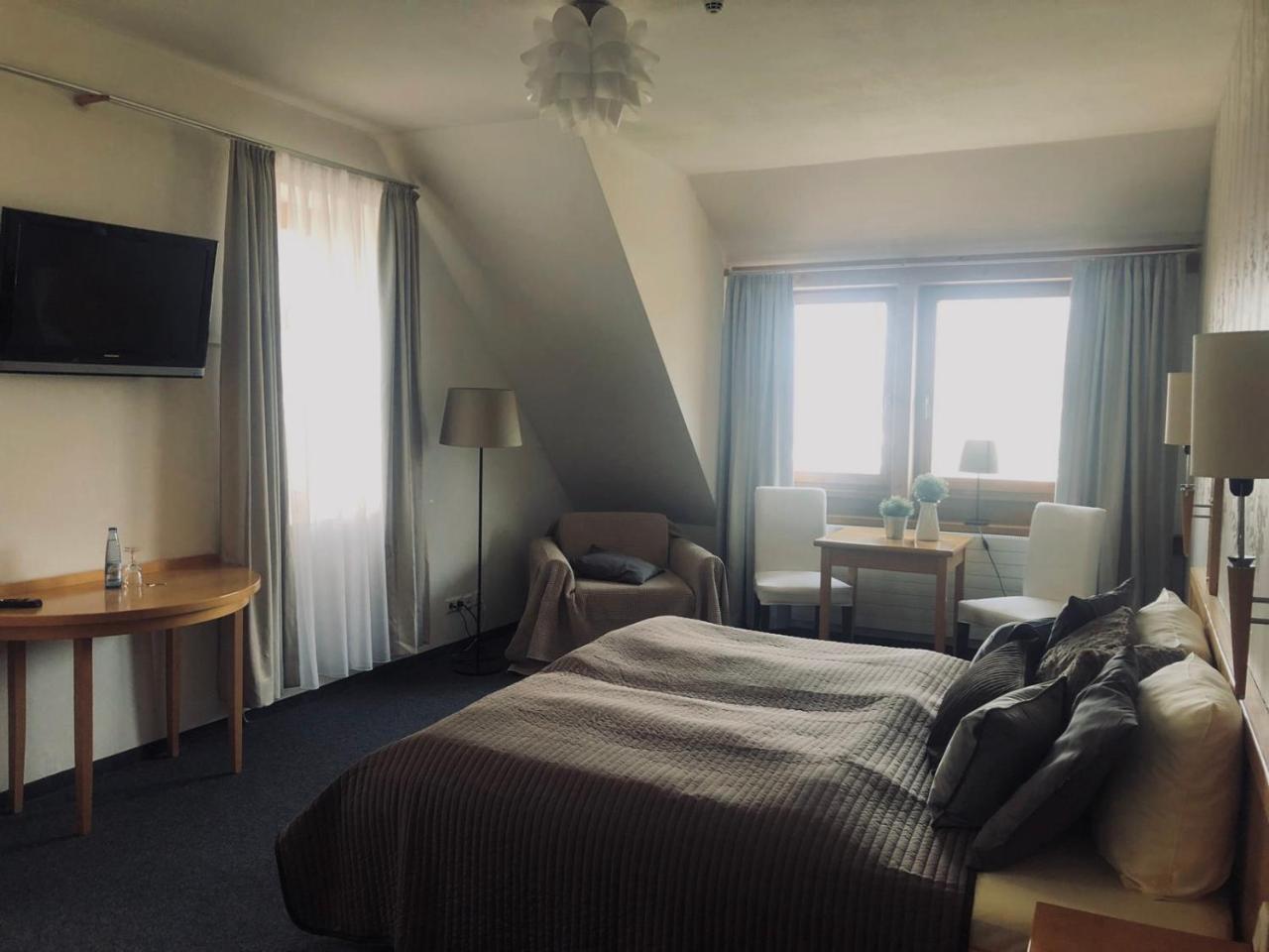 Deckert'S Hotel An Der Klosterpforte 루터슈타트아이슬레벤 외부 사진